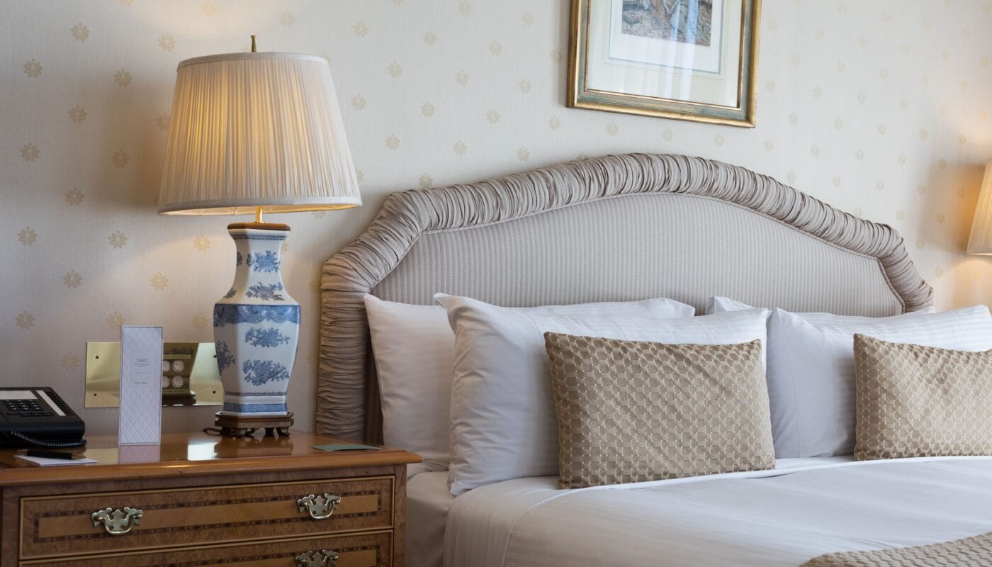 preppy-room-decor-ideas